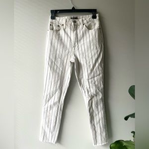 Abercrombie Simone High Rise Striped Skinny Jeans ivory/white size 26 women’s